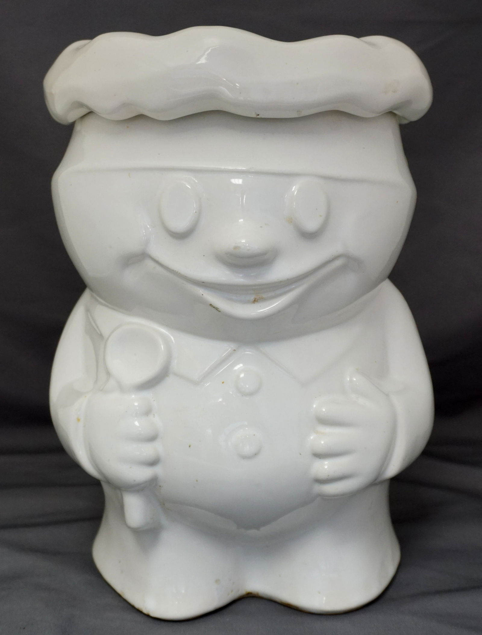 MCCOY PILLSBURY DOUGHBOY COOKIE JAR (1 of 6)