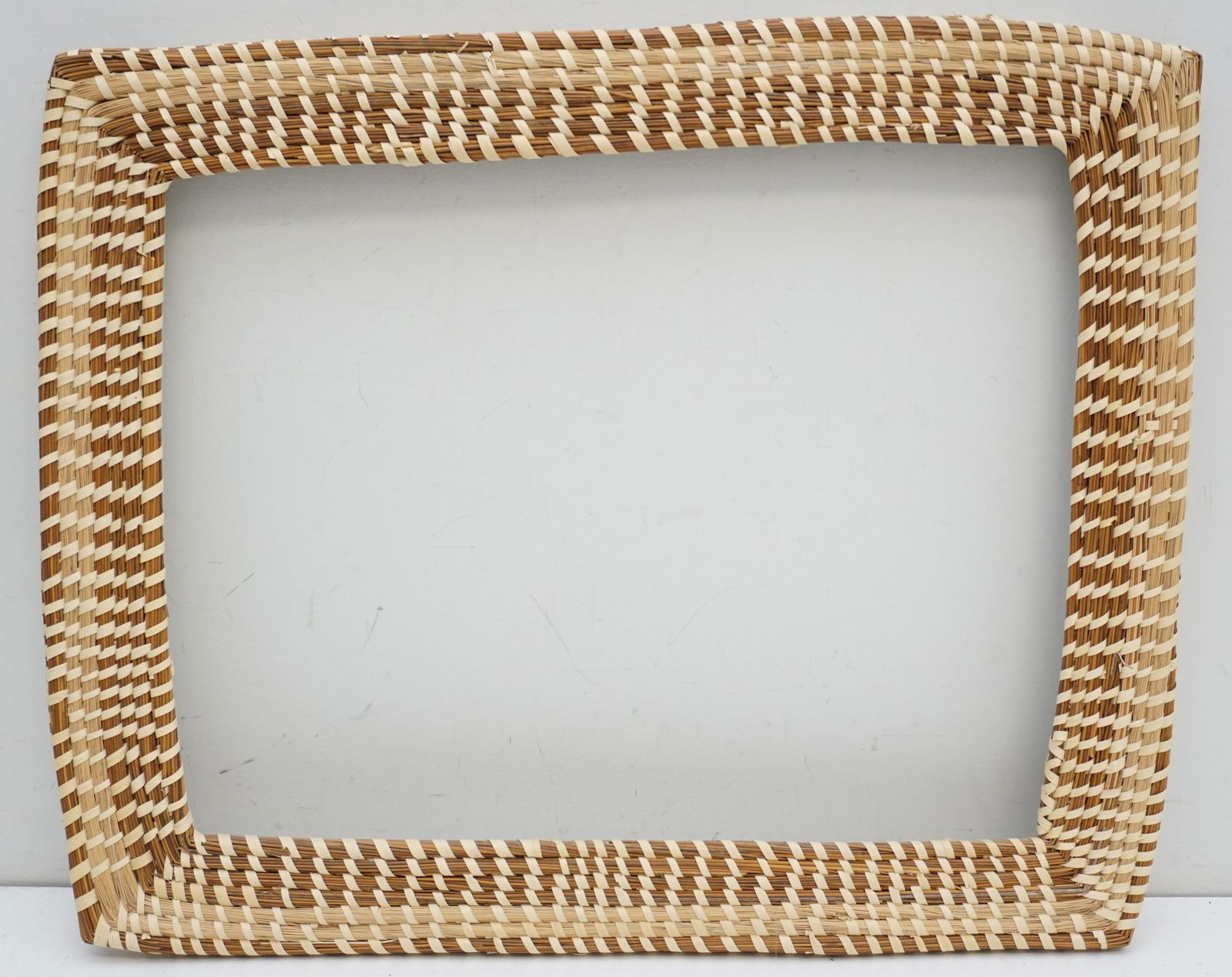 LARGE CHARLESTON SWEETGRASS FRAME WITH PRINT (1 of 5)