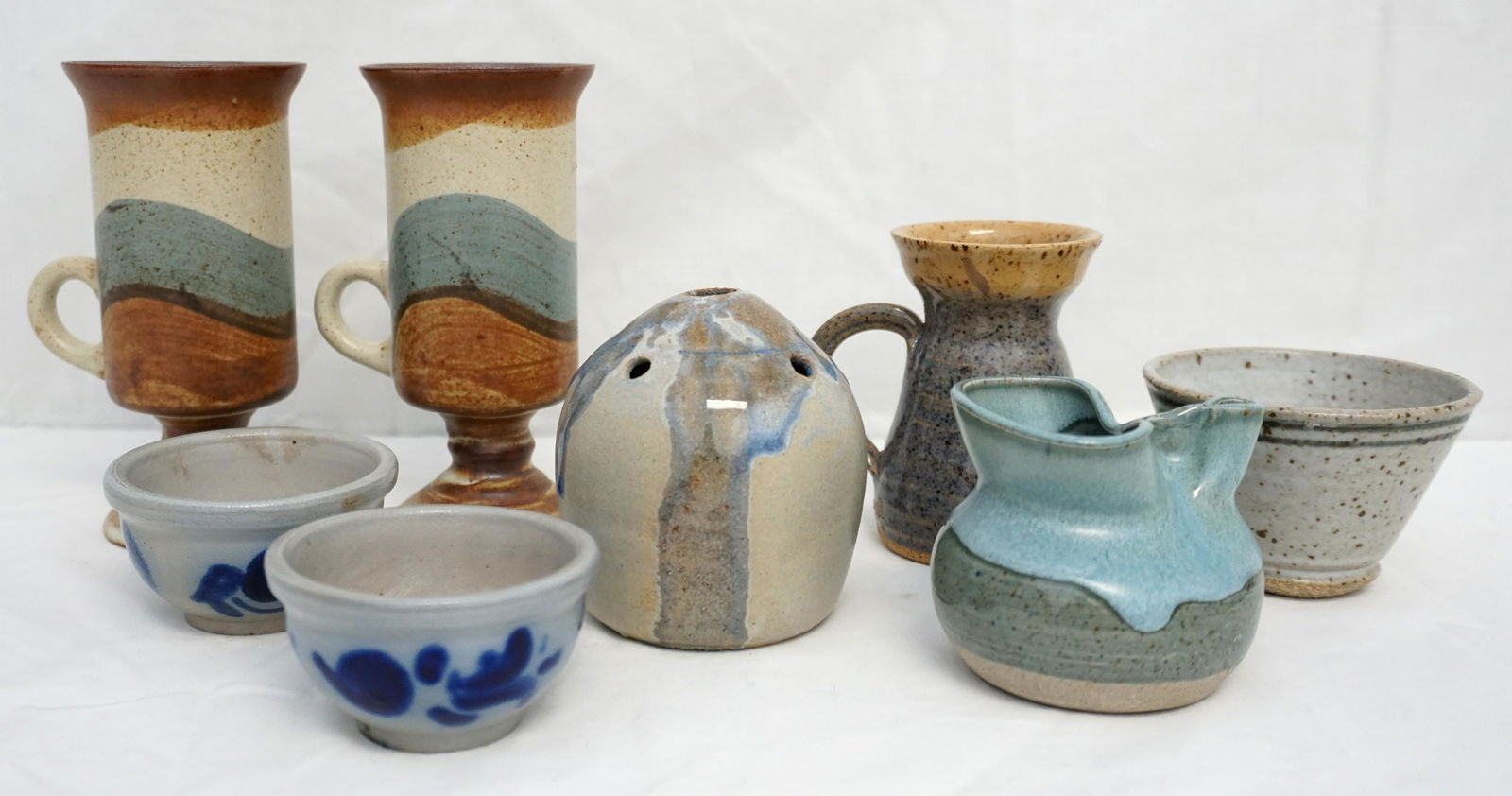 8 PC VINTAGE POTTERY ITEMS (1 of 12)