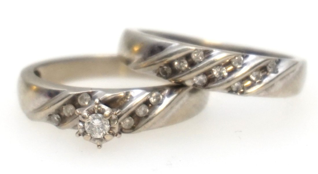 10k GOLD DIAMOND ENGAGEMENT SET (1 of 3)