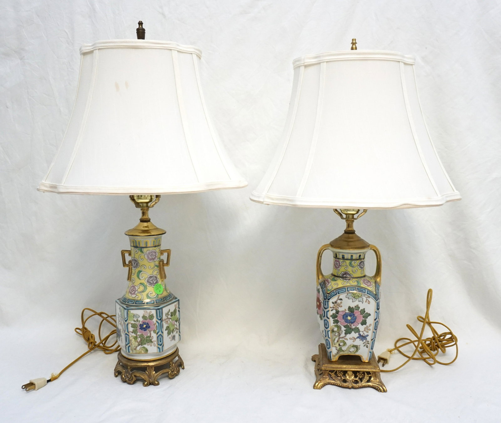 PAIR EARLY 20TH C CHINESE VASE LAMPS (1 of 9)