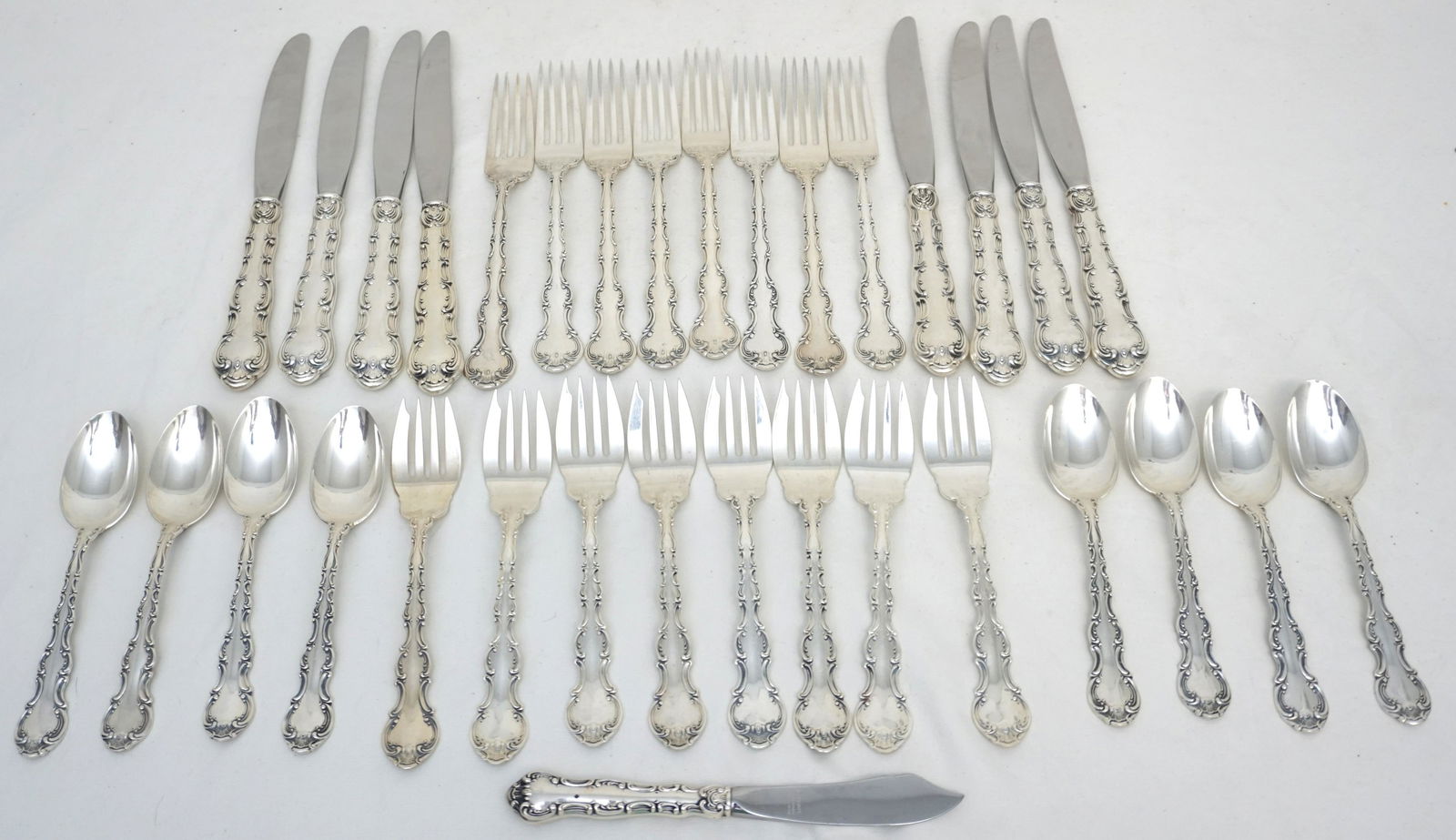 SRVC FOR 8  GORHAM STERLING STRASBOURG (1 of 6)