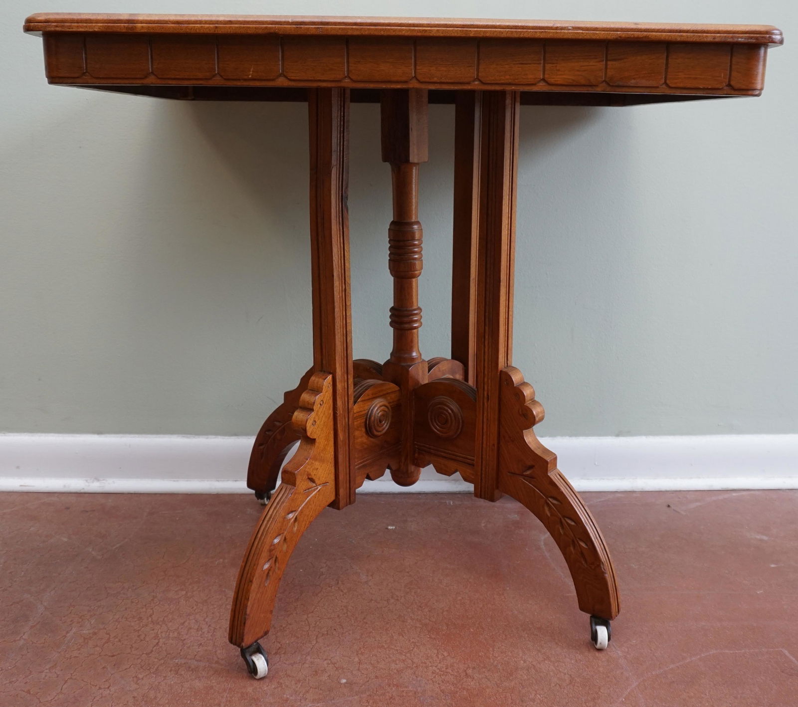 ANTIQUE VICTORIAN OCCASIONAL SIDE TABLE (1 of 11)