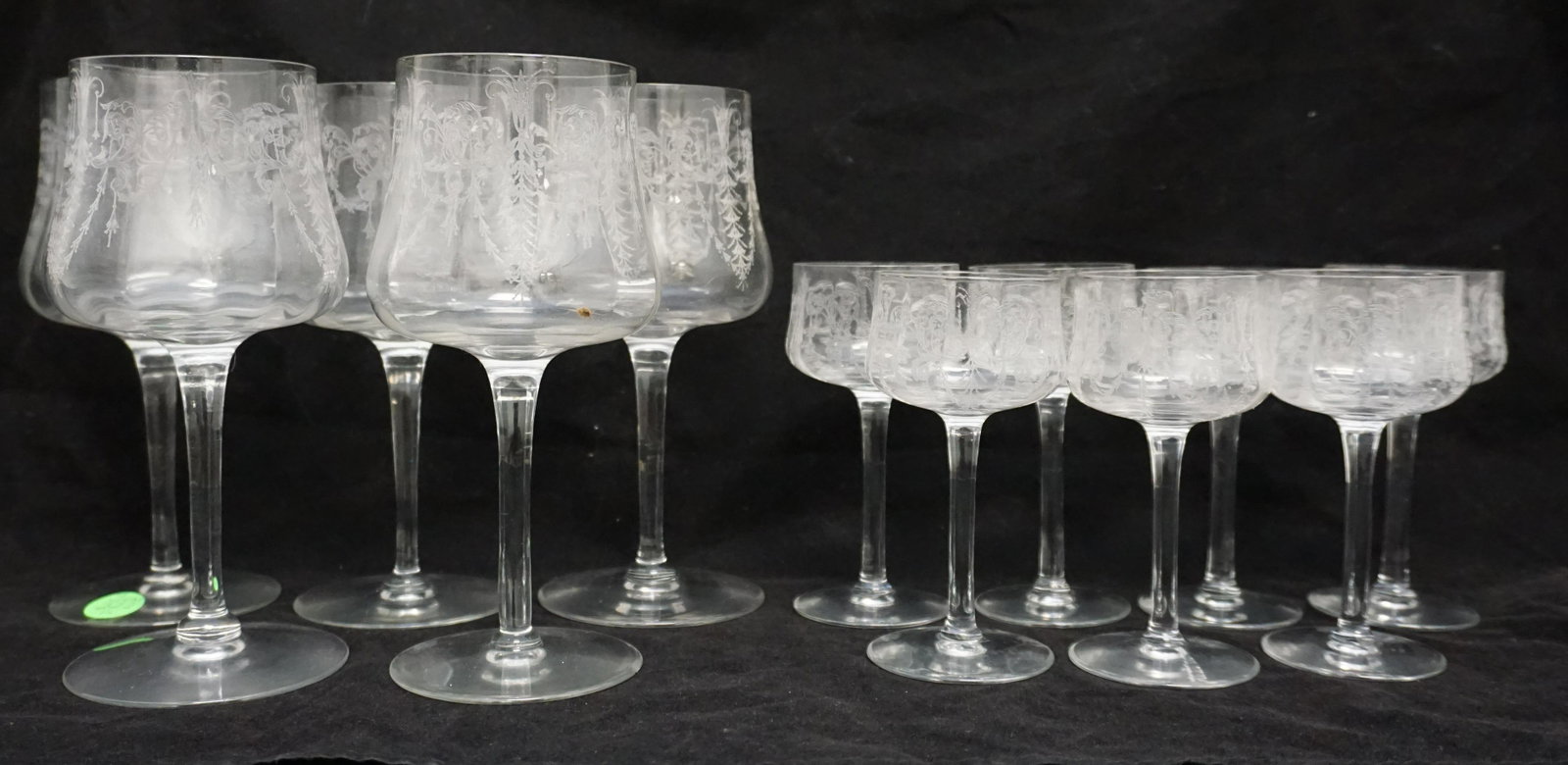 12 CAMBRIDGE CLEO 1920s GLASSES: All are Cambridge Glass Cleo 1920s. 5 Water Goblets 7.5" and 6 Liquor Cocktail 4.75". Weight on all 2.50 lbs.