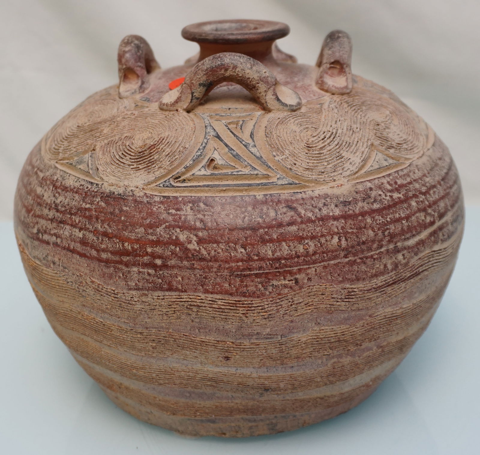 VINTAGE PERUVIAN ETHNIC VESSEL (1 of 9)