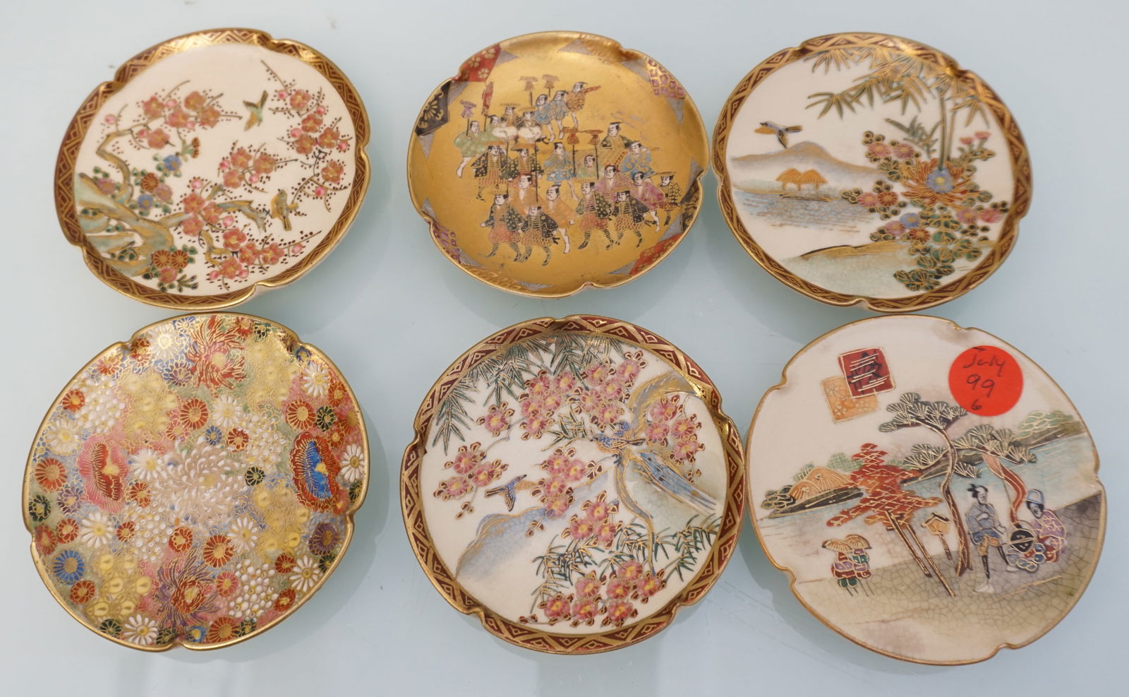 6 ANTIQUE JAPANESE SATSUMA HAND PAINTED PLATES (1 of 6)