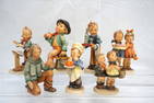 COLLECTION 7PC VINTAGE HUMMEL FIGURES