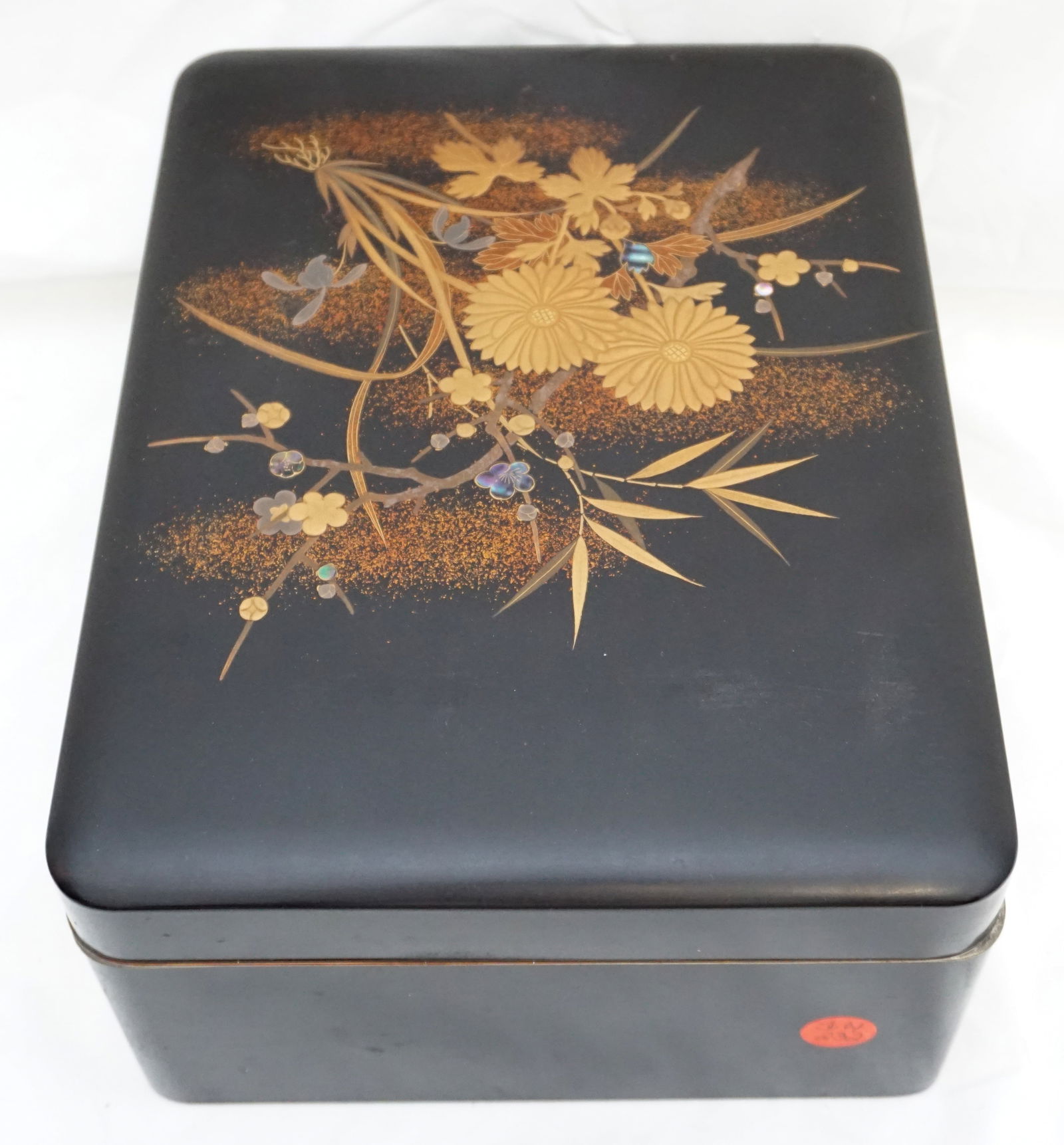 HAND CRAFTED ONE OF A KIND LARGE JAPANESE URUSHI BOX (1 of 8)