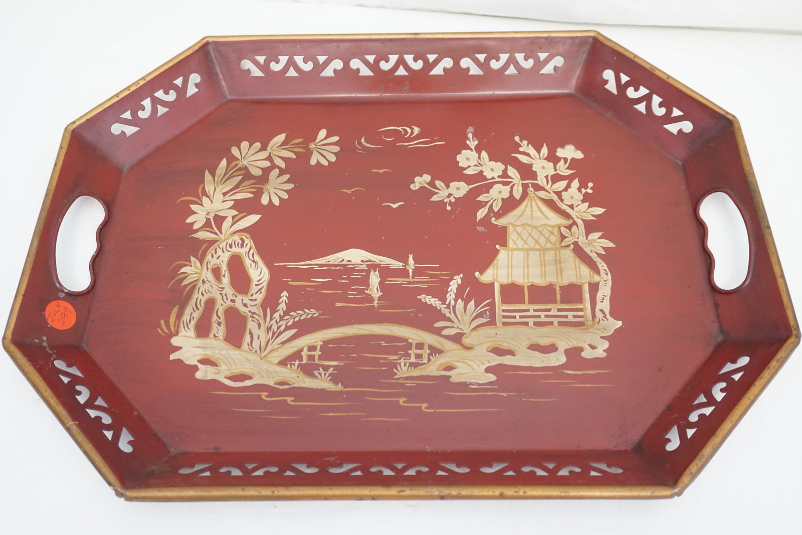 VINTAGE HAND PAINTED CHINOISERIE TOLE TRAY: Vintage Hand Painted Chinoiserie Tole Tray. 18"x13.50"x1.25".. Weight 3 pds. PROVENANCE: The Audubon Gallery, King Street, Charleston SC