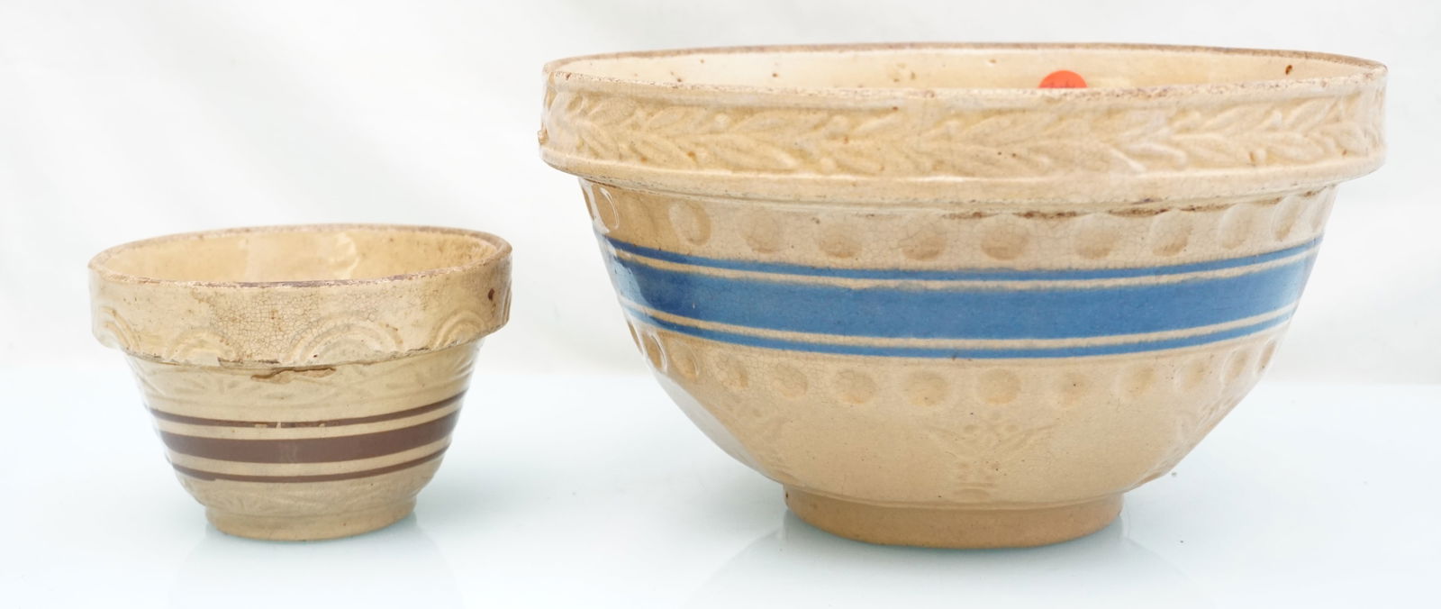 2 ANTIQUE AMERICAN STONEWARE BOWLS (1 of 10)