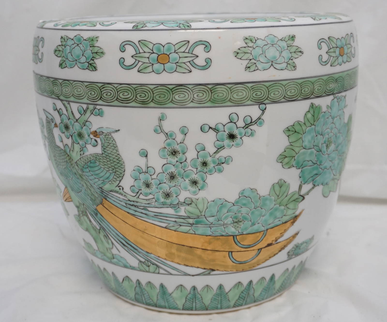 Large Japanese Gold Imari Fish Bowl / Planter Auction
