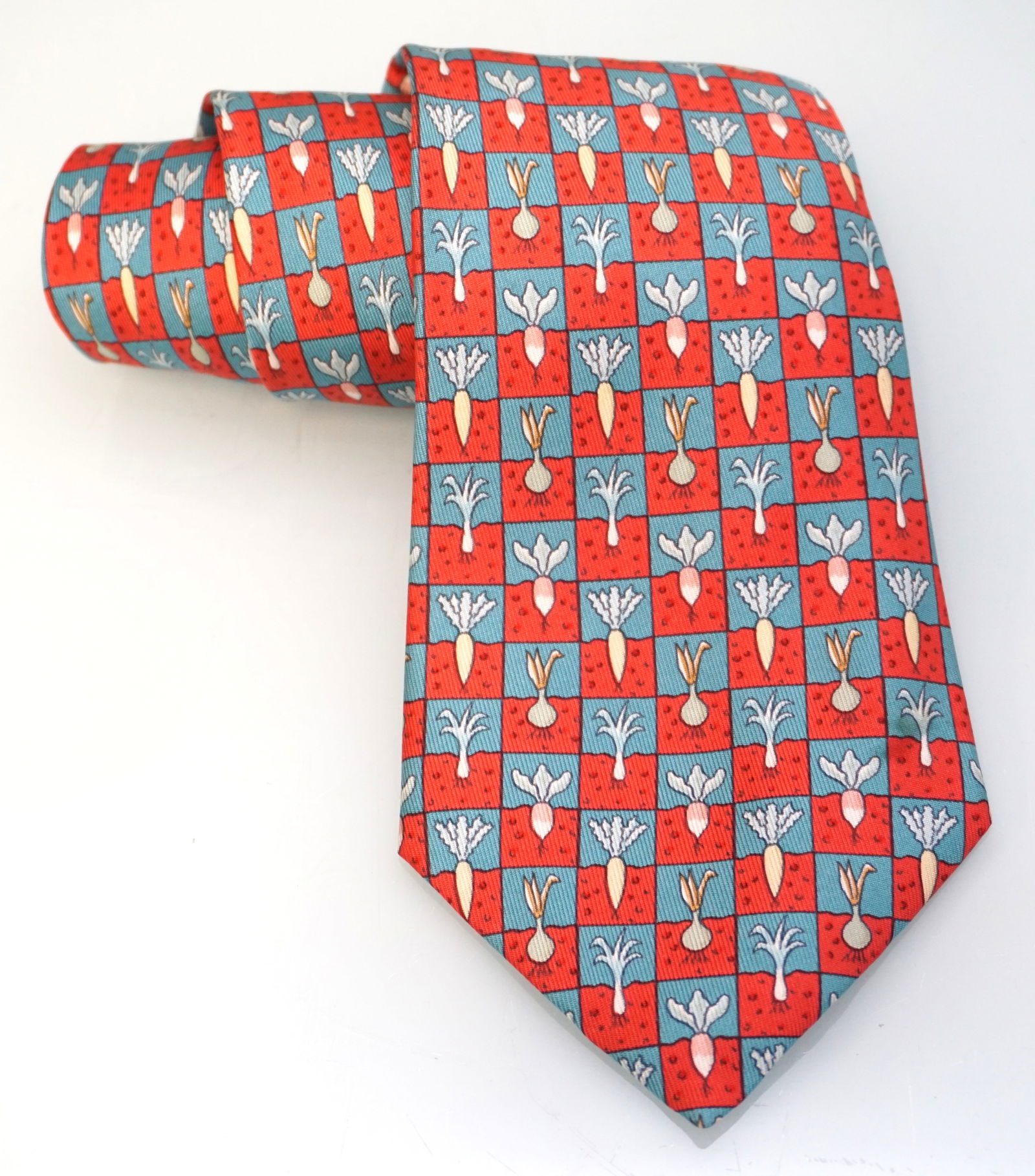 HERMES PARIS SILK ROOT VEGETABLES TIE (1 of 7)