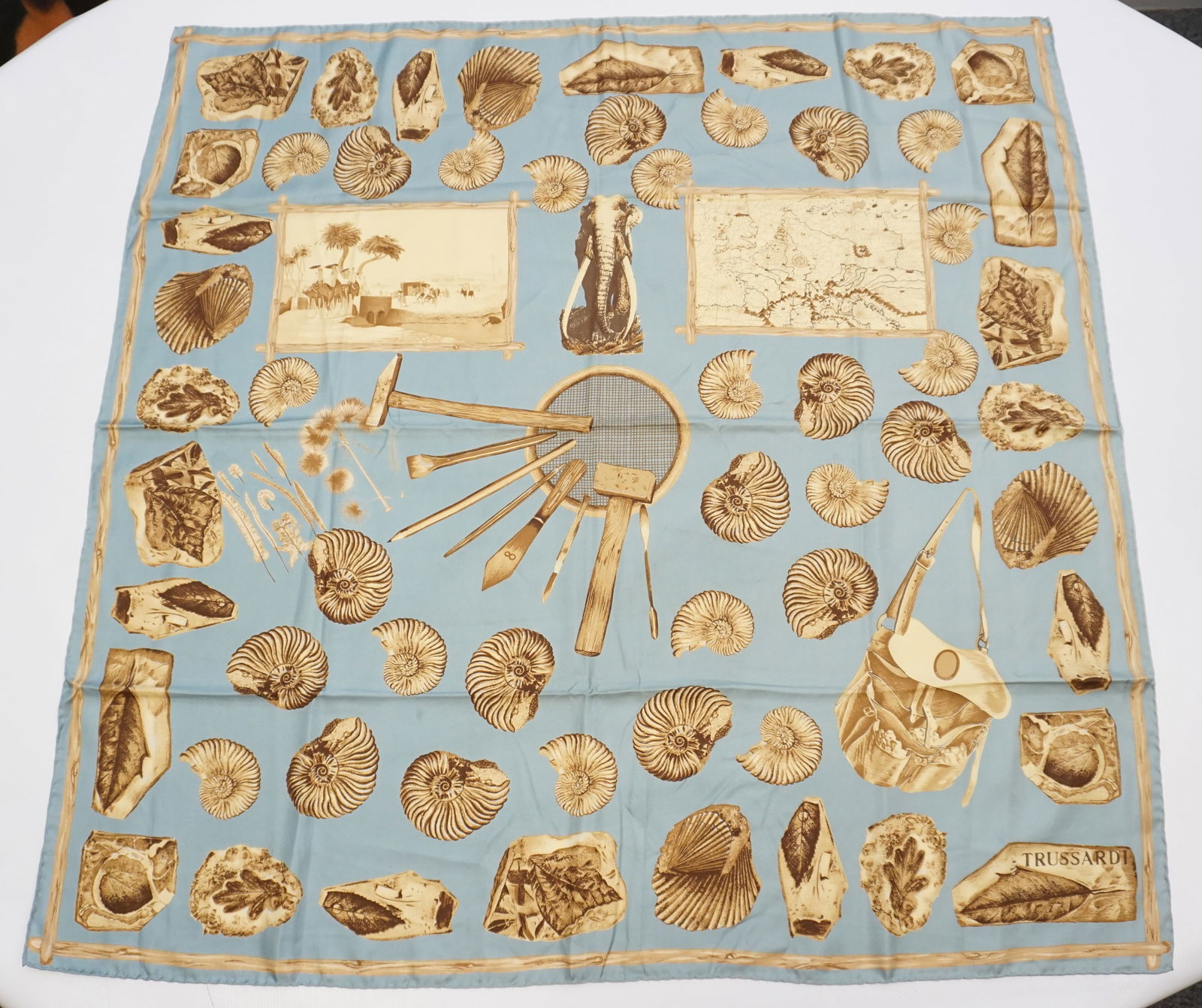 TRUSSARDI SILK SCARF (1 of 7)