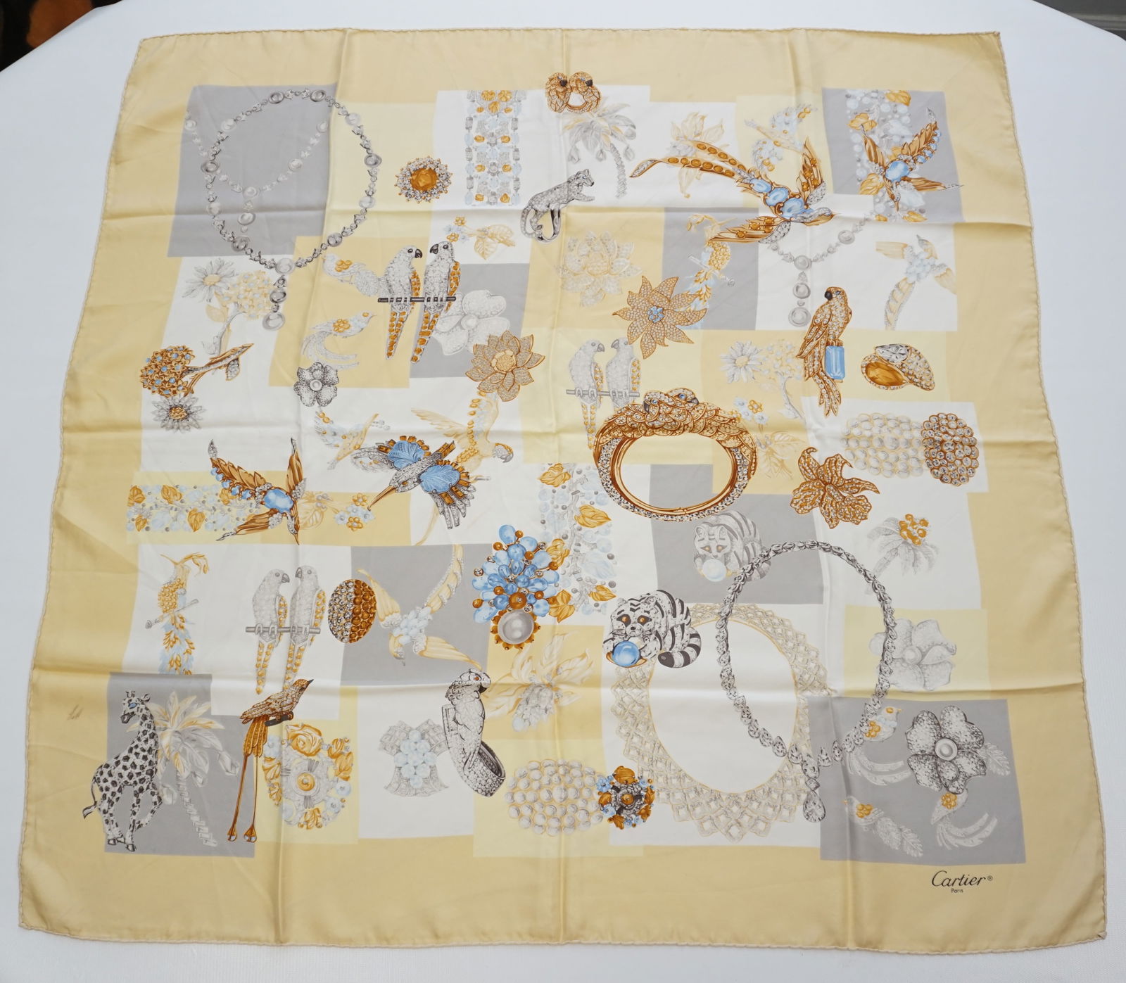 CARTIER SILK SCARF (1 of 8)