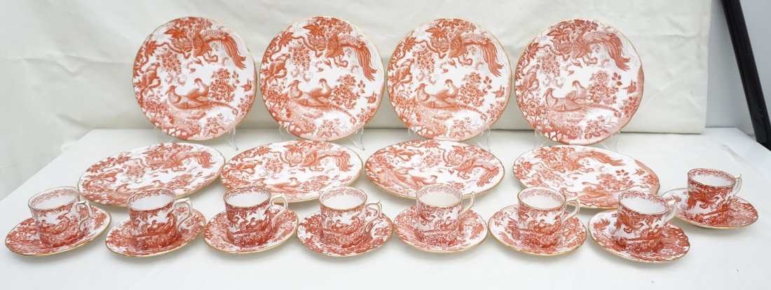 24PC RED AVES BY ROYAL CROWN DERBY (1 of 6)