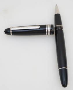 VINTAGE MONTBLANC PIX MEISTERSTUCK PEN: Vintage Monteblanc Meisterstück Pix platinum coated on blackrollerball pen. The pen is serial number CF1892966. Cartridge is empty.
