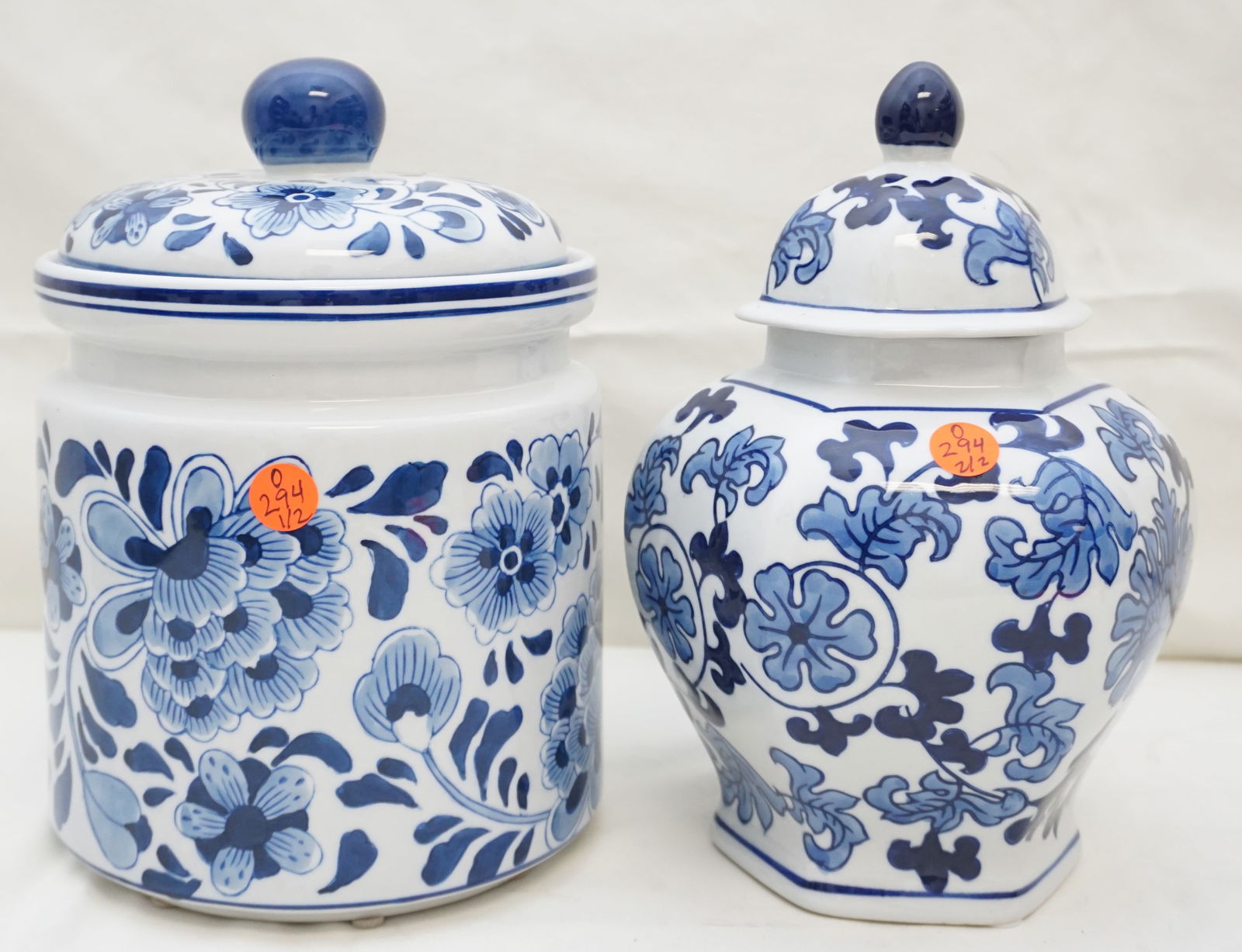 2PC BLUE & WHITE LIDDED JARS (1 of 5)