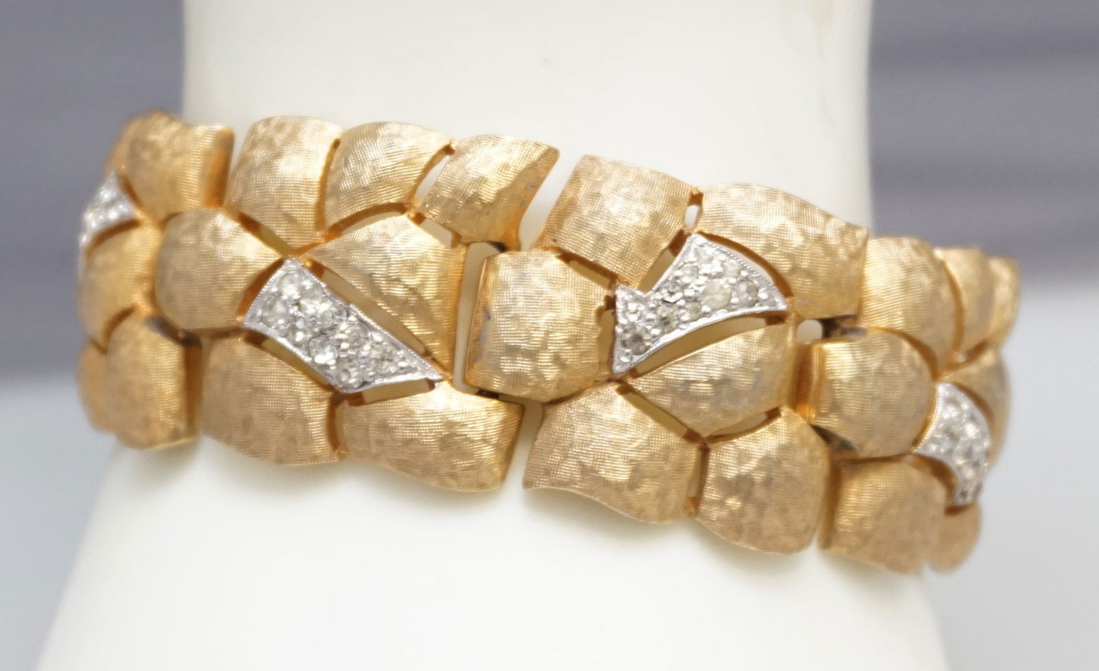 JOSEPH MAZER RETRO RHINESTONE BRACELET (1 of 5)