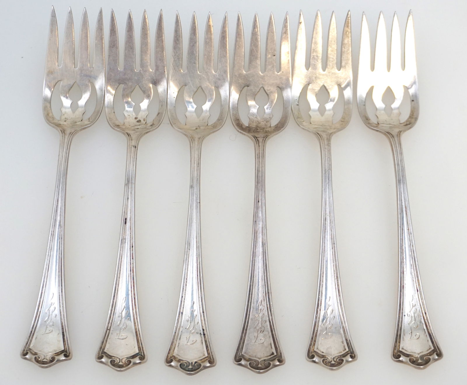 6 STERLING 1918 ROANOKE PASTRY FORKS (1 of 5)