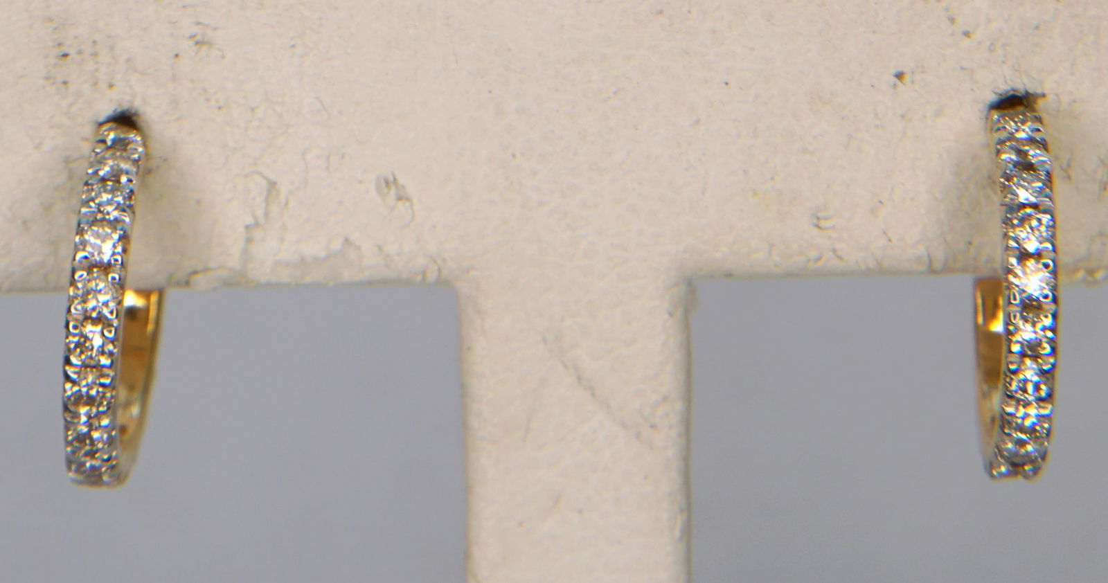 18KT GOLD 0.62CTS/TW DIAMOND HOOP EARRINGS (1 of 2)