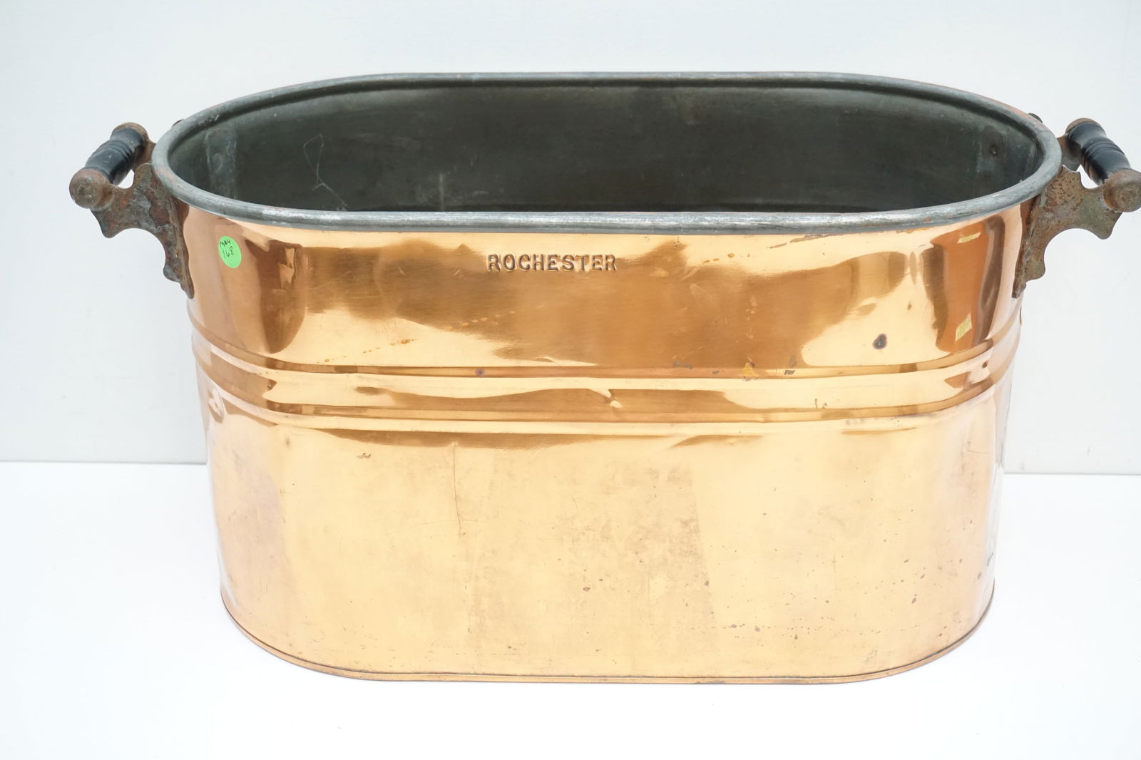 LARGE ANTIQUE ROCHESTER COPPER TUB / POT (1 of 8)