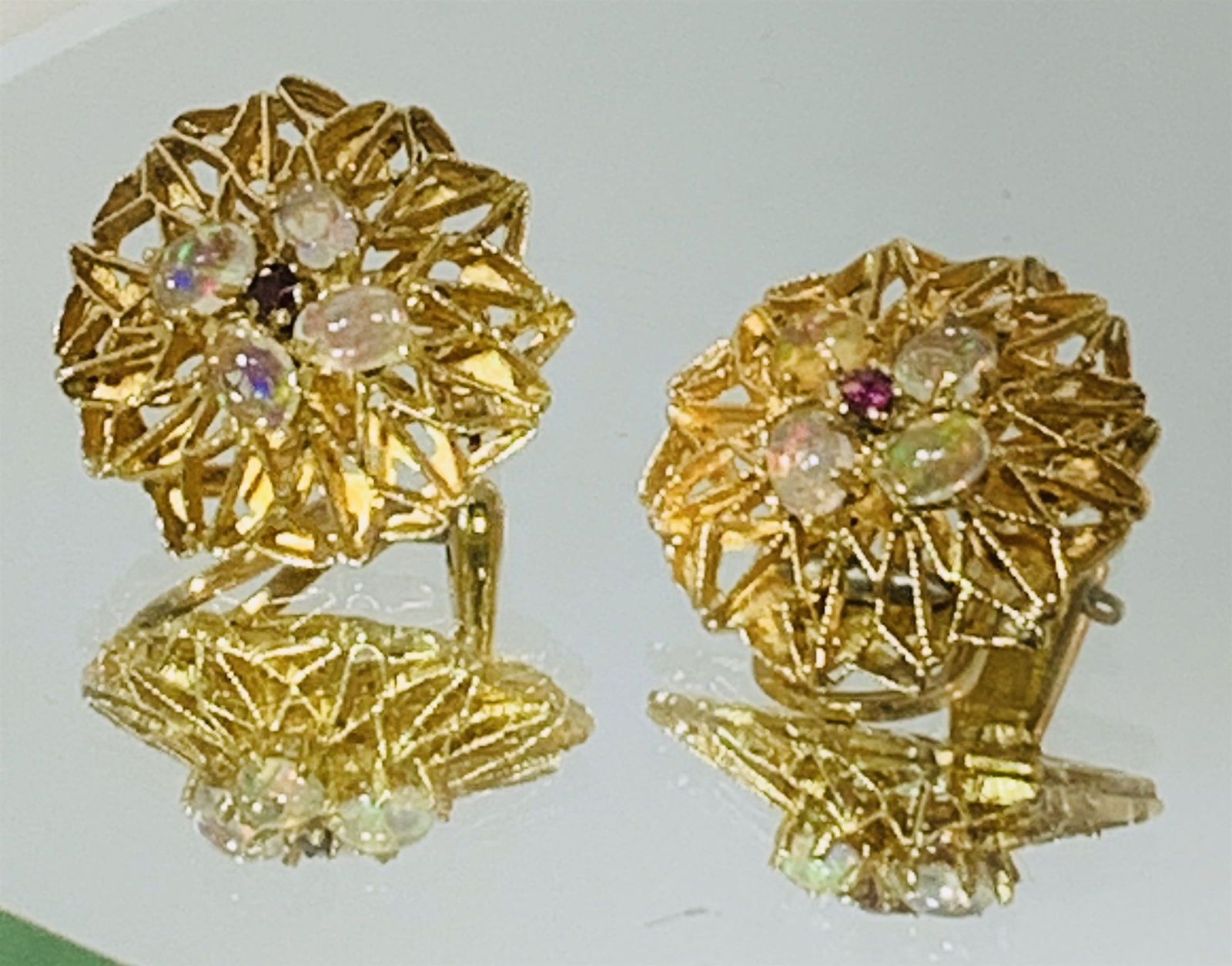 14KT GOLD OPAL EARRINGS (10.00 GRAMS) (1 of 6)