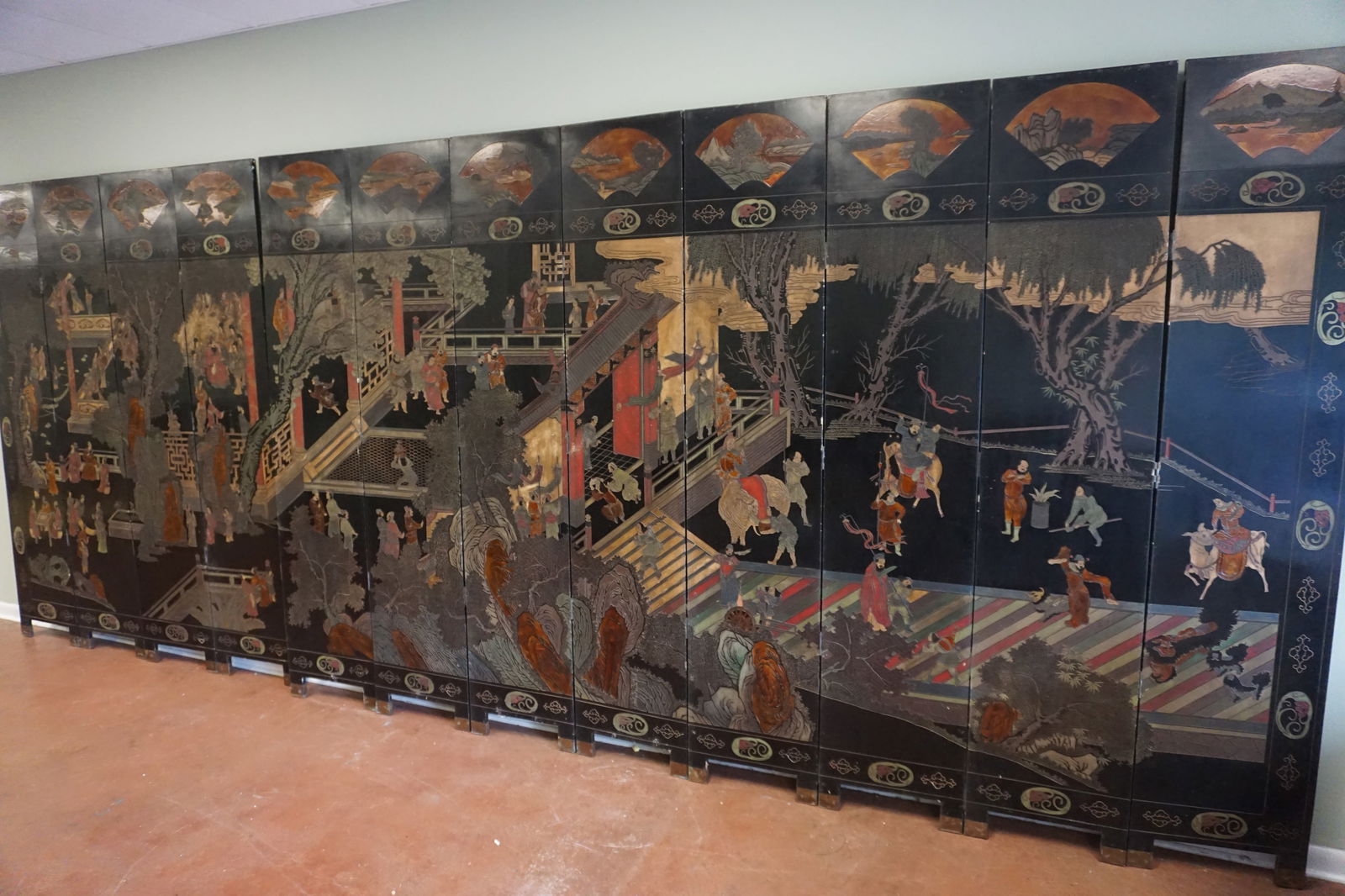 LARGE 12 PANEL CHINESE  SCREEN (1 of 12)