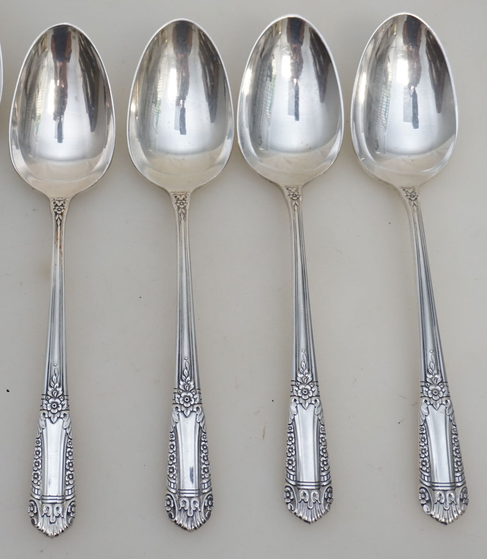 4 STERLING INAUGURAL SOUP SPOONS (1 of 3)