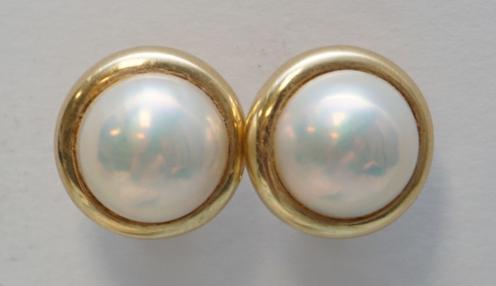 LARGE MABE PEARL EARRINGS (1 of 3)