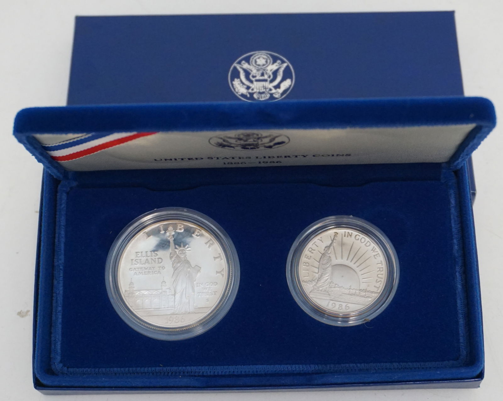 1986 LIBERTY COIN SET (1 of 3)