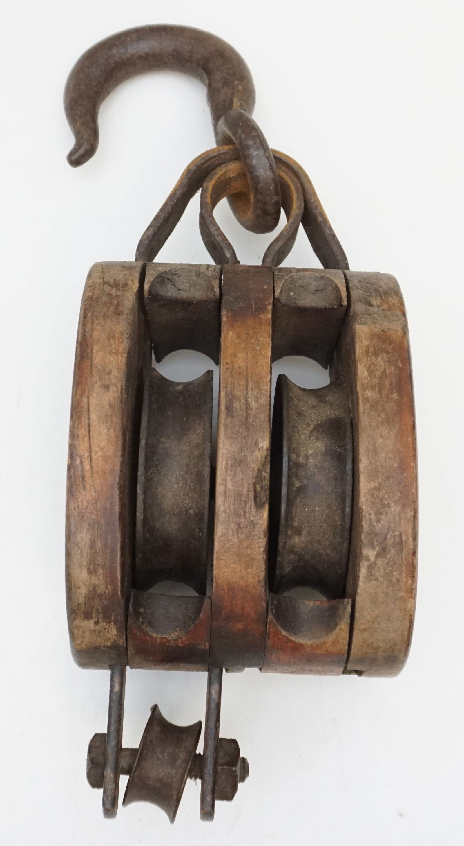 PRIMITIVE ANTIQUE WROUGHT IRON DOUBLE TACKLE PULLEY (1 of 4)