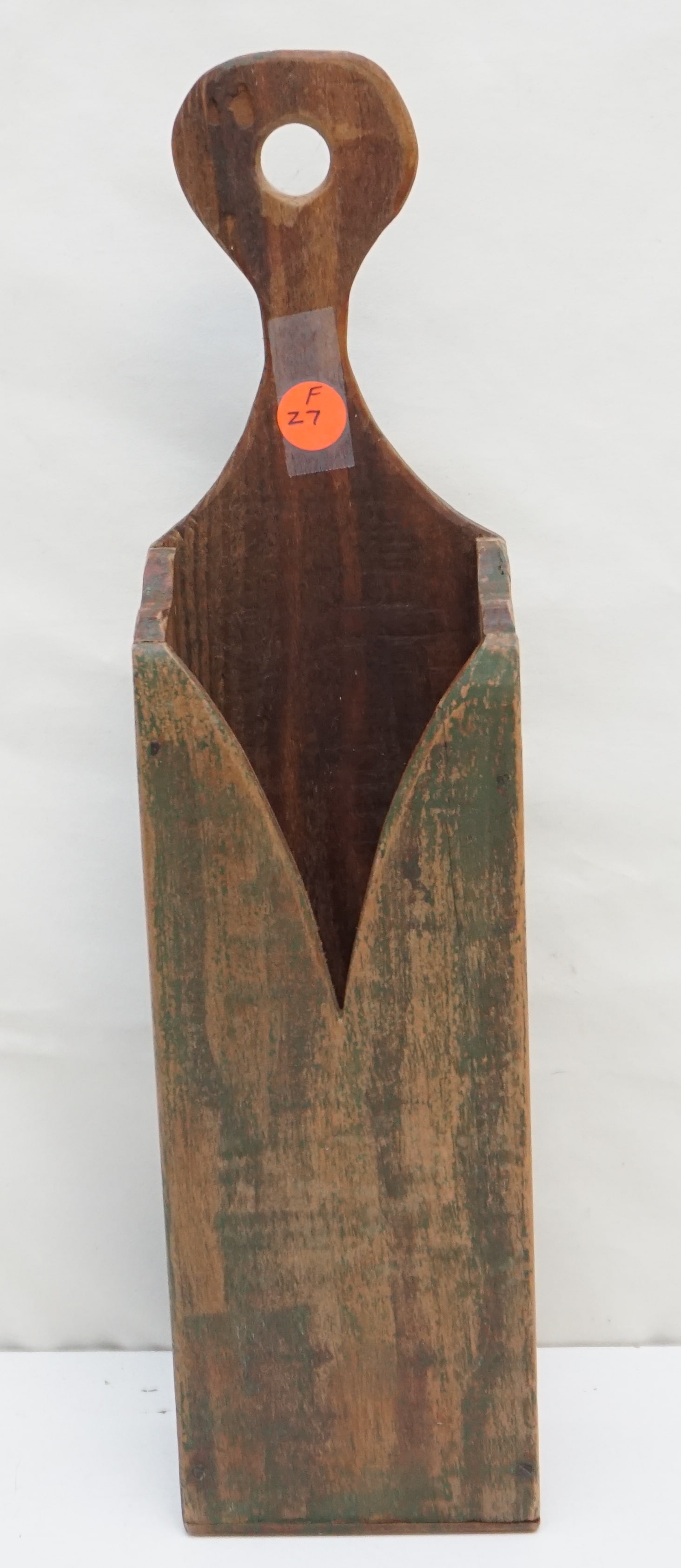 CLASSIC GREEN ANTIQUE PRIMITIVE LETTER HOLDER (1 of 5)