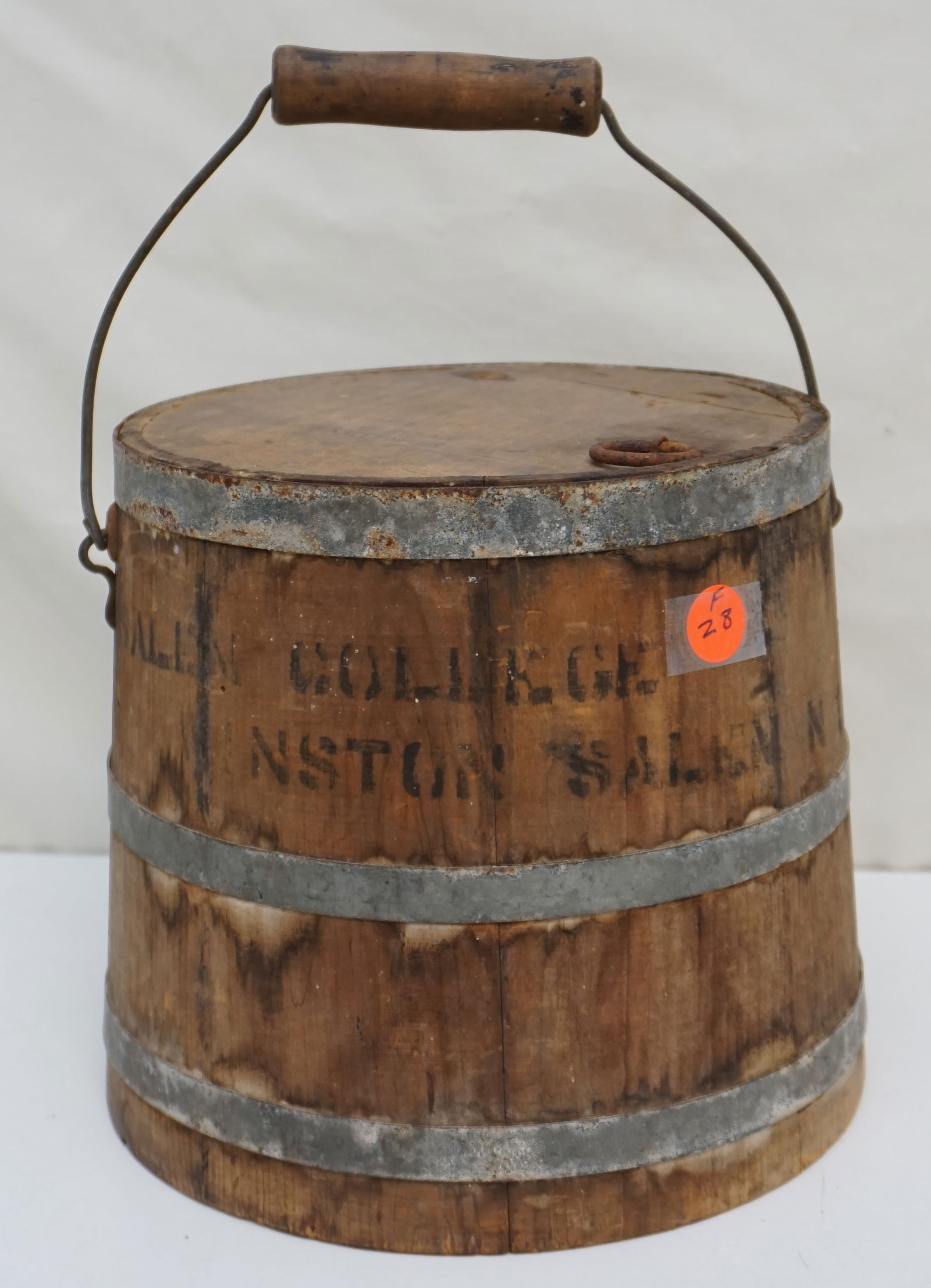 WINSTON SALEM ANTIQUE STAVED WOODEN BUCKET WITH LID (1 of 7)