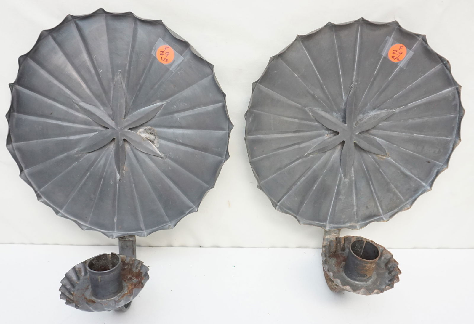 COLONIAL STYLE ANTIQUE TIN WALL-MOUNTED CANDLEHOLDERS (1 of 5)