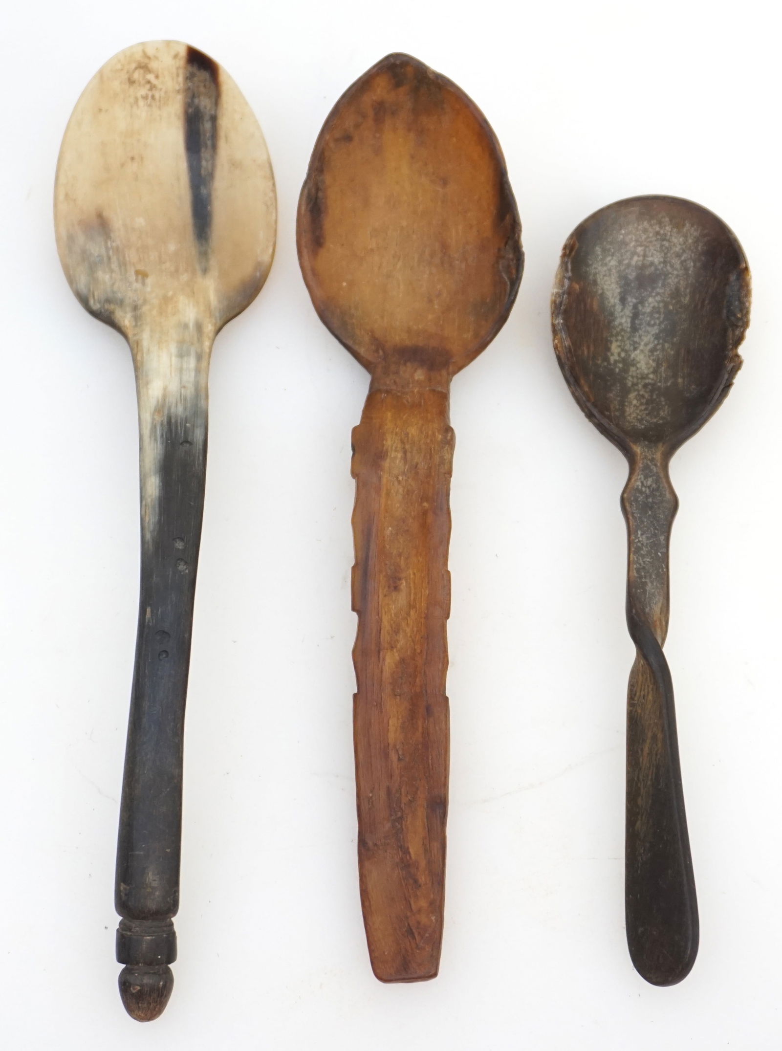 RARE 18TH - EARLY 19TH C. HAND CARVED SPOONS (1 of 4)