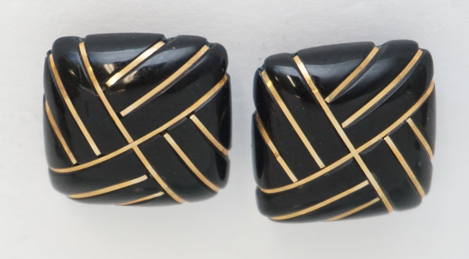 14KT ONYX SQUARE RETRO EARRINGS (1 of 3)