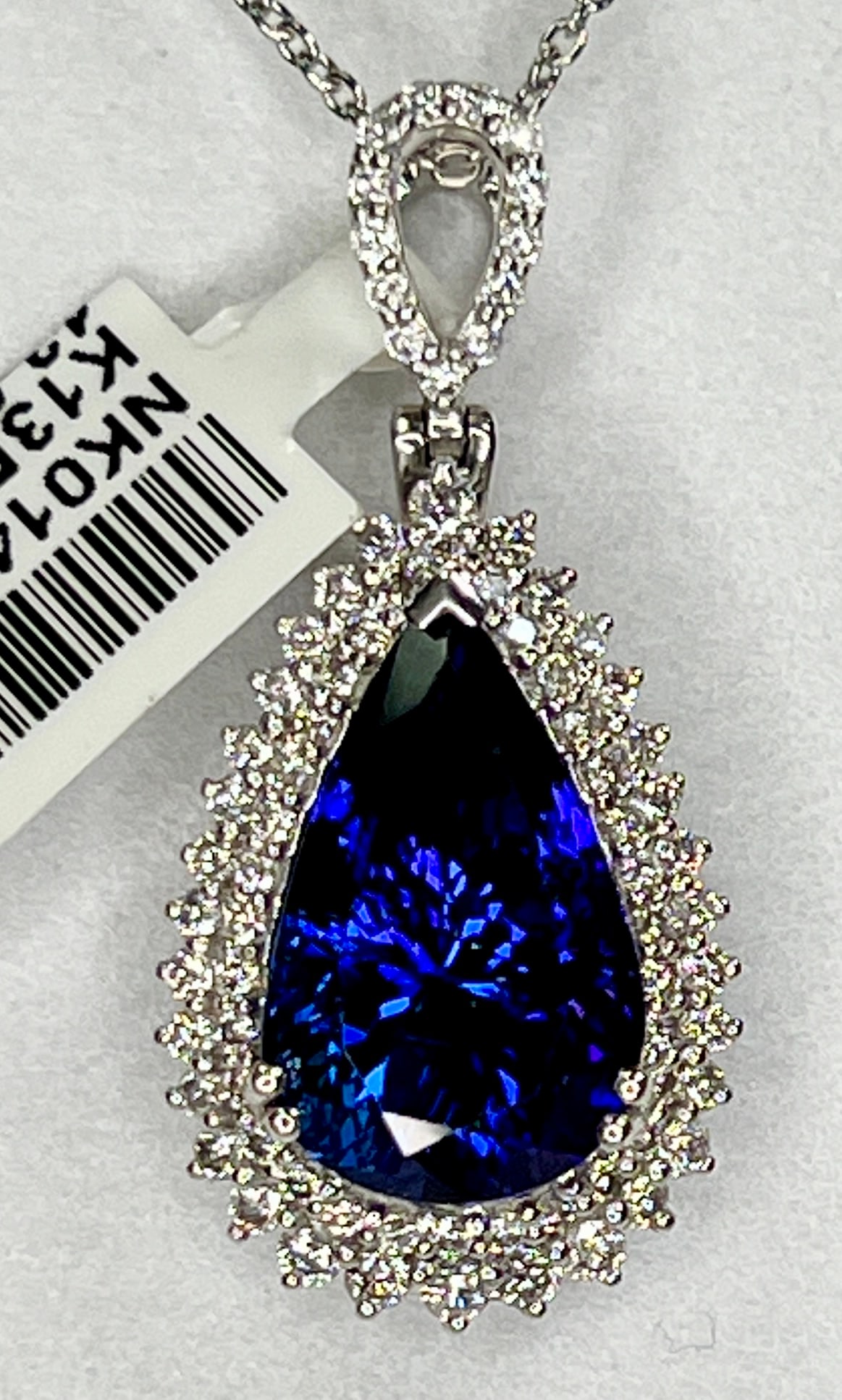 OSCAR FRIEDMAN TANZANITE & DIAMOND PLATINUM PENDANT (1 of 5)