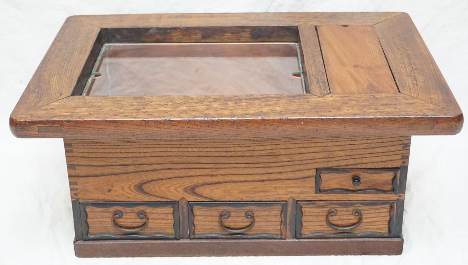 LATE 19TH C. ANTIQUE JAPANESE TEA HIBACHI (1 of 8)