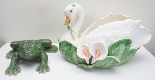 FROG AND SWAN GARDEN DECOR
