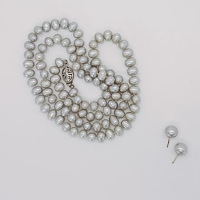 SILVERY-WHITE FRESHWATER PEARL NECKLACE