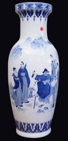 LARGE BLUE & WHITE CHINESE PORCELAIN VASE