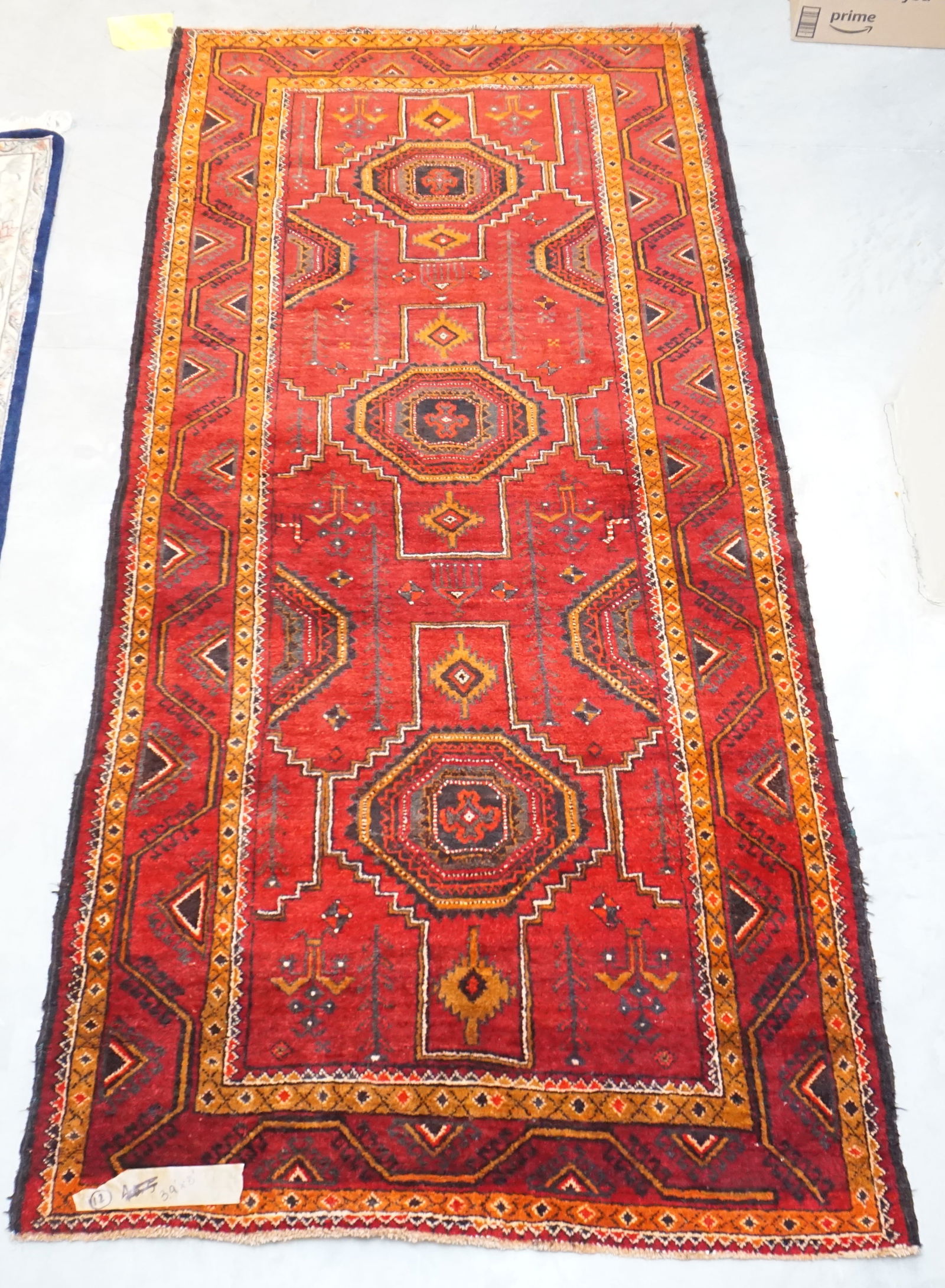 VIBRANT HANDWOVEN PERSIAN RUG WITH GEOMETRIC PATTERN (1 of 6)