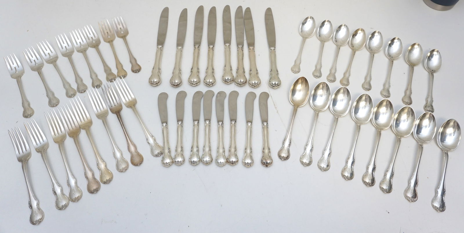 40PC TOWLE FRENCH PROVINCIAL (SERVICE FOR 8) (1 of 8)
