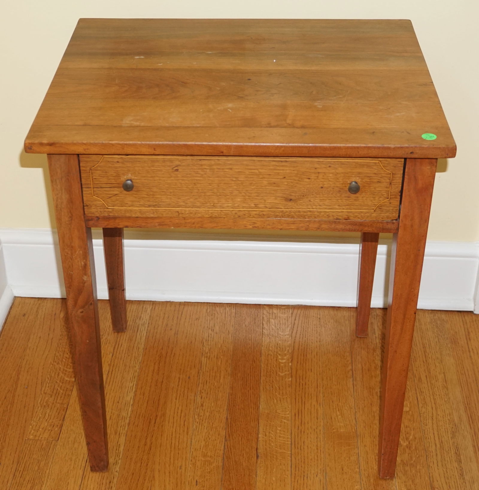 ONE DRAWER SIDE TABLE (1 of 4)