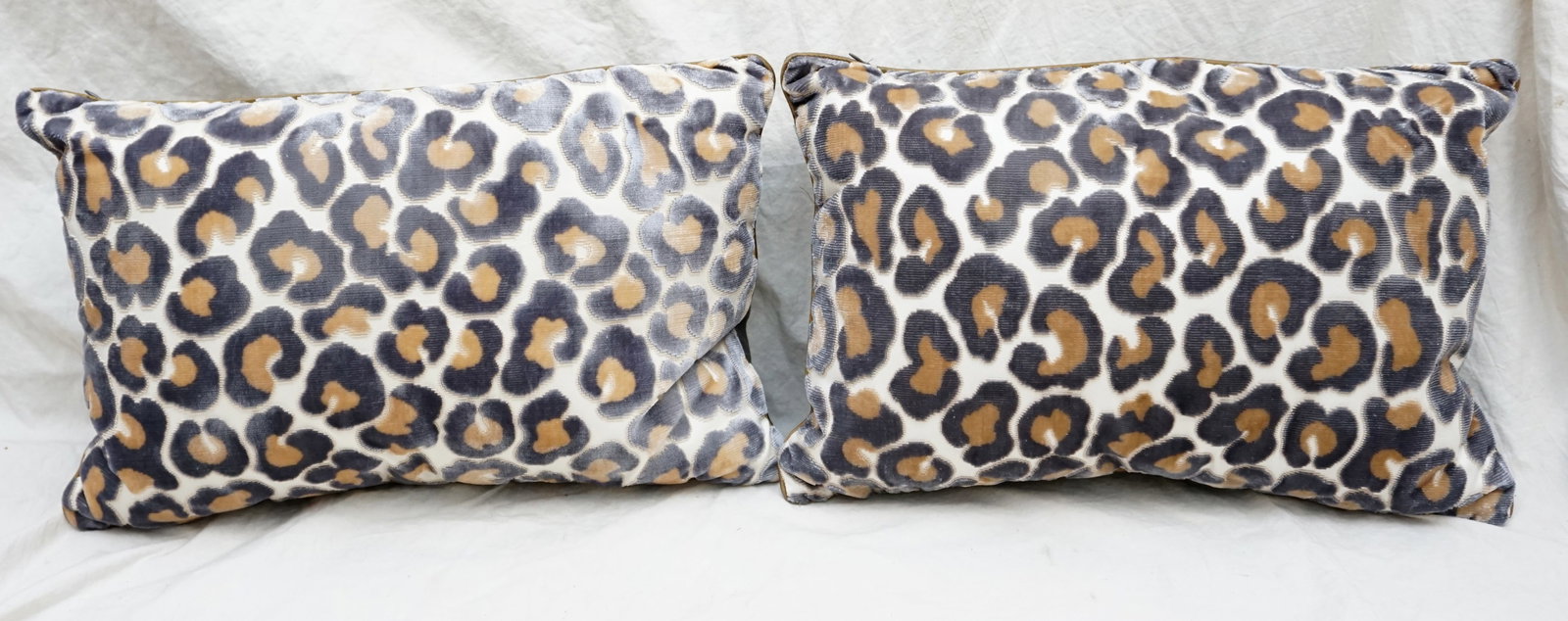 PAIR DOWN LEOPARD/CHARCOAL THROW PILLOWS (1 of 6)