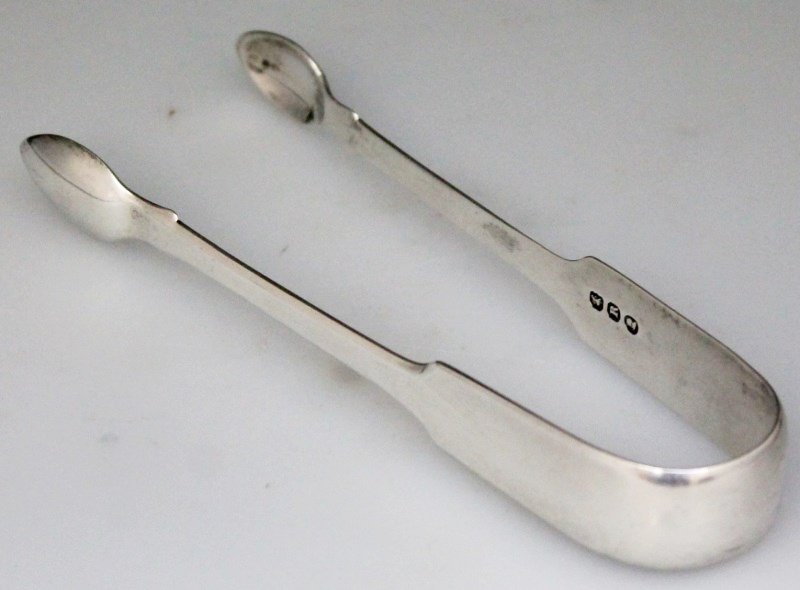 GEORGIAN STERLING 1812 LONDON SUGAR TONGS: Antique English Sterling Georgian Sugar Tongs. From a old Charleston South Carolina Family. Made by Richard Turner of Islington Road, London circa 1812. Proper hallmarks-Grimwade 2447. Provenance: A C