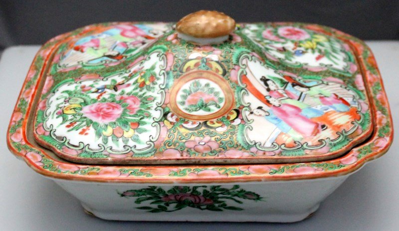 19th c. ROSE MEDALLION COVERED BOWL (1 of 9)