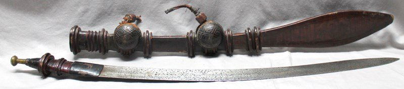 RARE MANDING WEST AFRICAN SWORD (1 of 8)