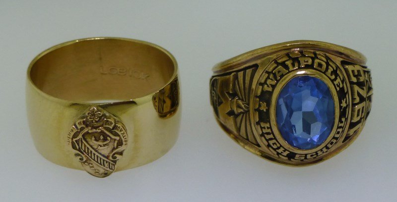 2 ESTATE 10k GOLD CLASS RINGS (1 of 7)