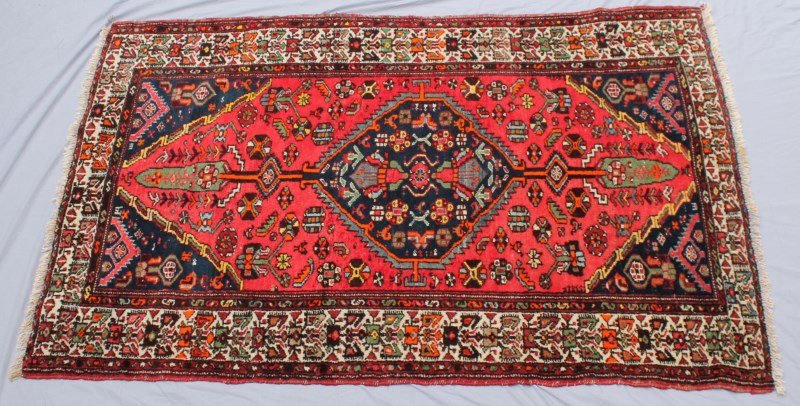 VINTAGE SERAPI WOOL RUG (1 of 10)